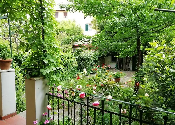 By Anna Gasthuis Florence
